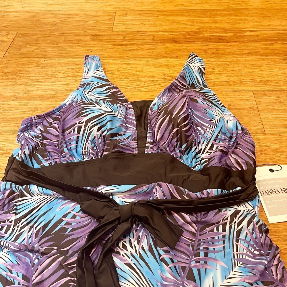 NWT! One Piece Tummy Control Blue Purple Leaf Swimsuit w Black Waist Tie. Sz. 20 - Picture 12 of 13